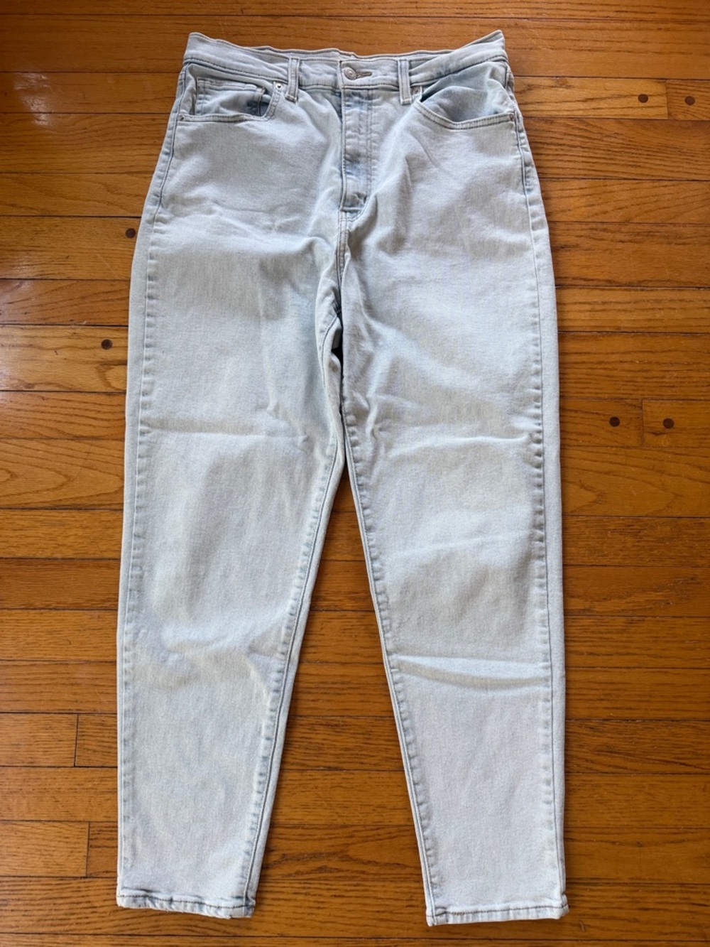 Levi's High Waisted Taper
